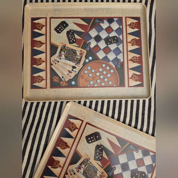 2x Design Imports (Italy) Game Night Melamine Trays - Picture 3 of 6